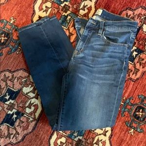 J Crew High rise Lookout skinny crops 28